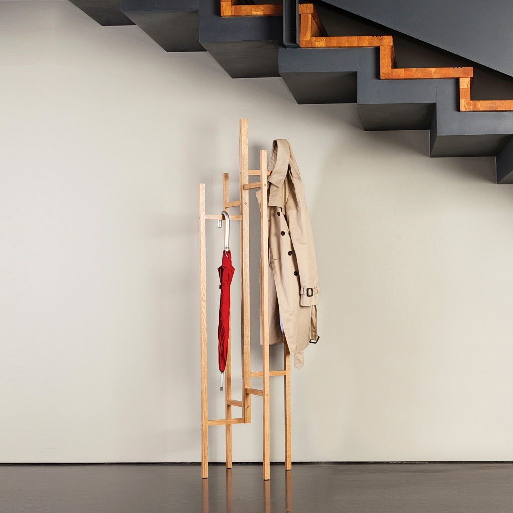 Eigen coat stand by Leonhard Pfeifer